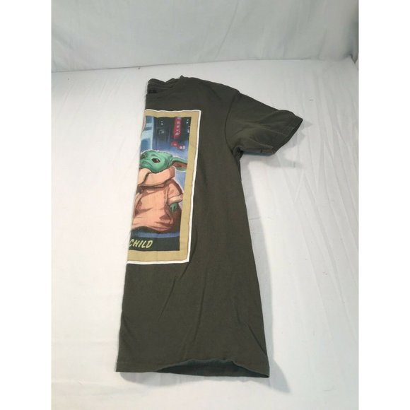 Mad Engine Star Wars The Child Mandalorian Graphic Shirt Mens sz Medium Green - Picture 5 of 5